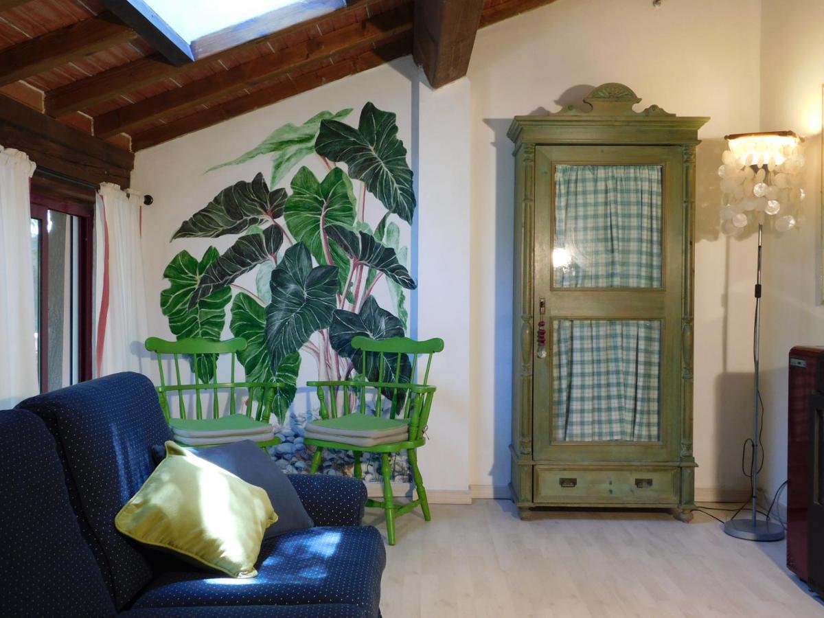 Appartamento Con Piscina Immersa Nel Verde Cascina Ngoại thất bức ảnh
