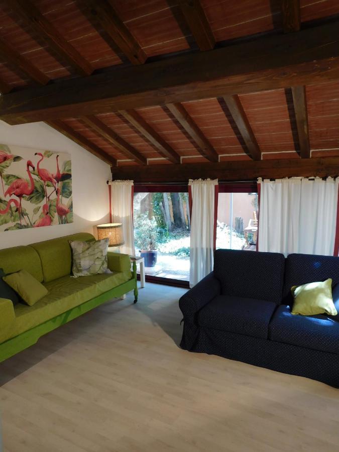 Appartamento Con Piscina Immersa Nel Verde Cascina Ngoại thất bức ảnh