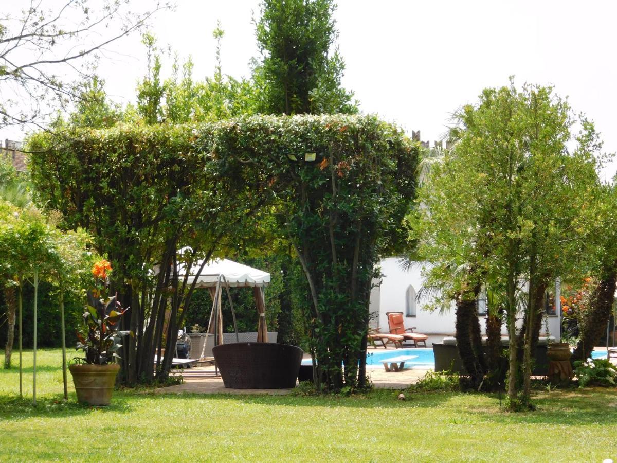 Appartamento Con Piscina Immersa Nel Verde Cascina Ngoại thất bức ảnh